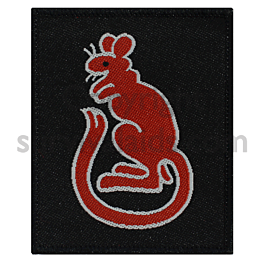 Desert Rat (7th) Badge, Red/Black