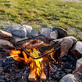 Kamp Ayısı® CampyTri Grill™: Collapsible Bushcraft Grill